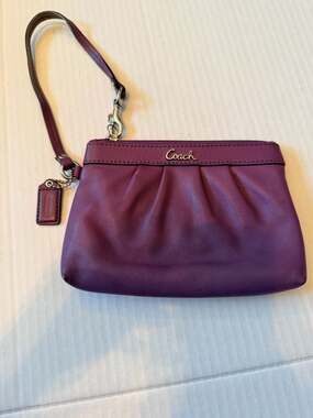 Y2K Coach Purple Pleated Leather Wristlet with Silver Hardware